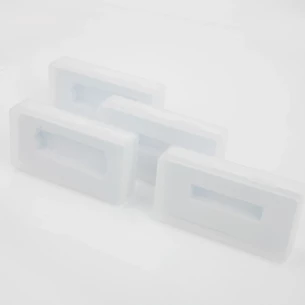 Plastmasas atmiņas karšu kaste