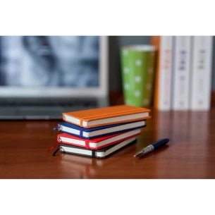 Galvenās piezīmes - Sarkanā krāsā